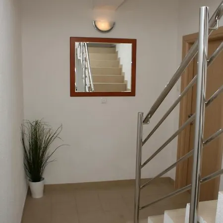In Bilo With Sea View, Balcony, Air Conditioning, Wifi Apartment Dolac