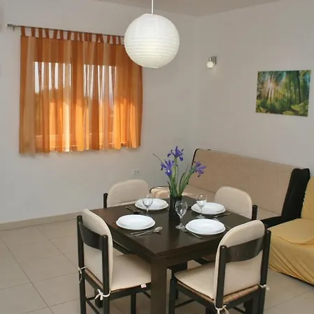 In Bilo With Sea View, Balcony, Air Conditioning, Wifi Apartment *