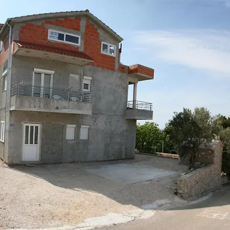 Apartment In Bilo With Sea View, Balcony, Air Conditioning, Wifi